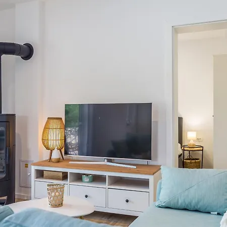 Sea Rose Apartment *
